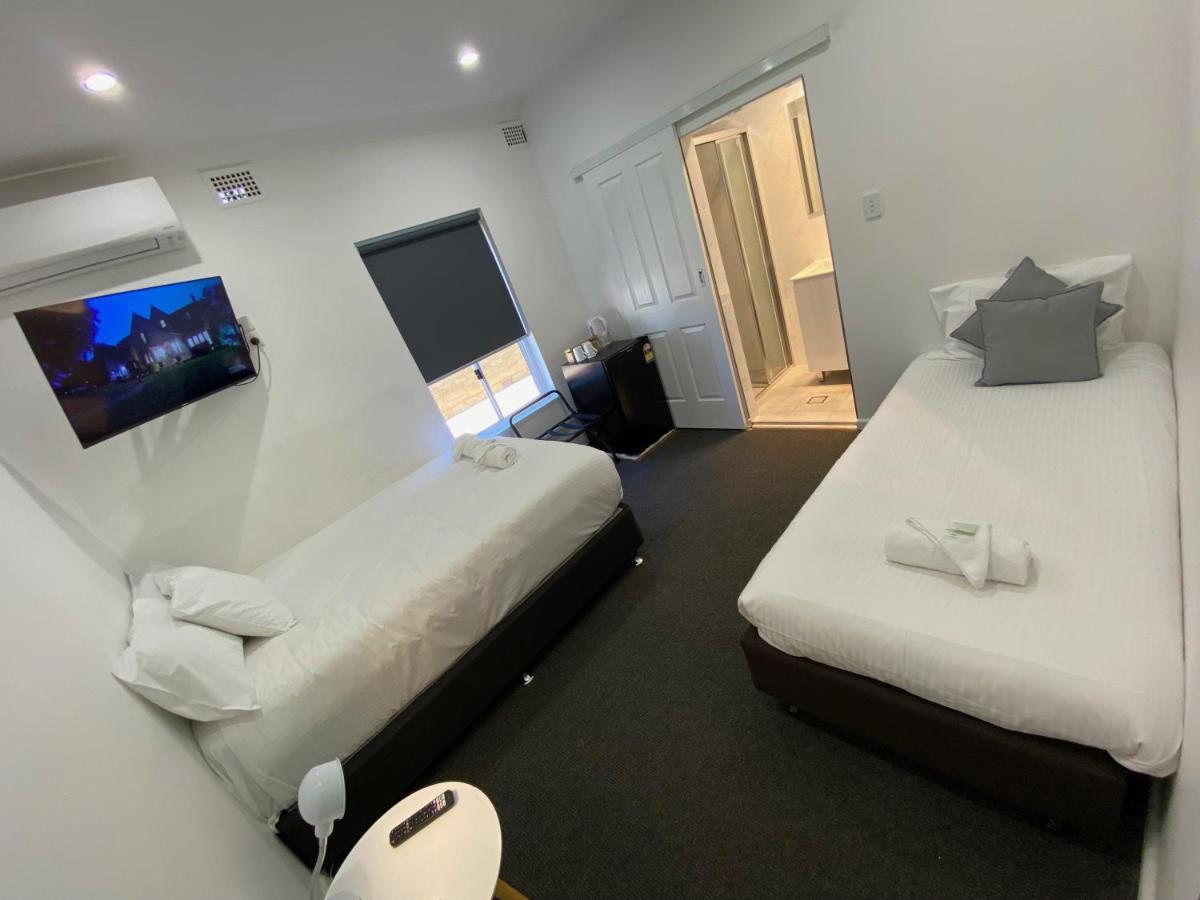 Central Motel マッジー エクステリア 写真